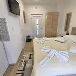 Apartment Tokis