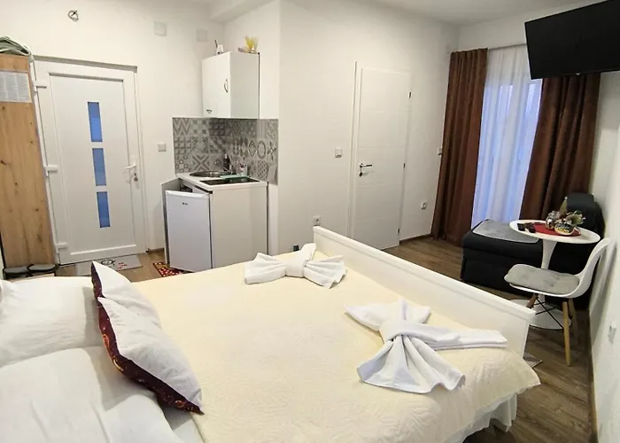 Tokis * Mrkonjic Grad