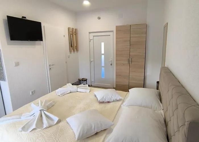 Tokis * Mrkonjic Grad